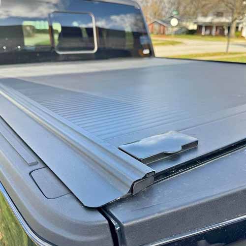 RetraxOne MX Tonneau Cover